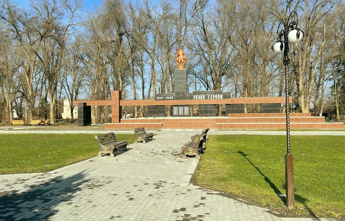 Выполненный проект Памятник жителям села погибшим в Великую Отечественную Войну Пролета́рское село в Прохладненском районе